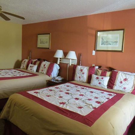 First Western Inn Caseyville 外观 照片